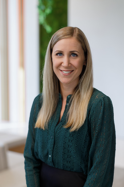 Ella_Asikainen_250x375.jpg