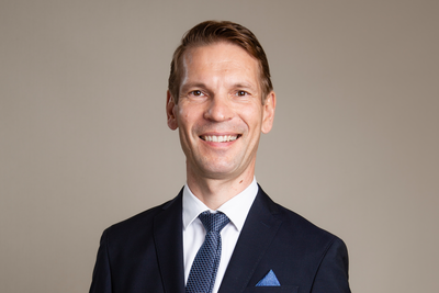 Online 400x-Jukka Erlund.png